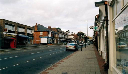 A photograph of Heathfield High Street, Heathfield, East Sussex 1990s